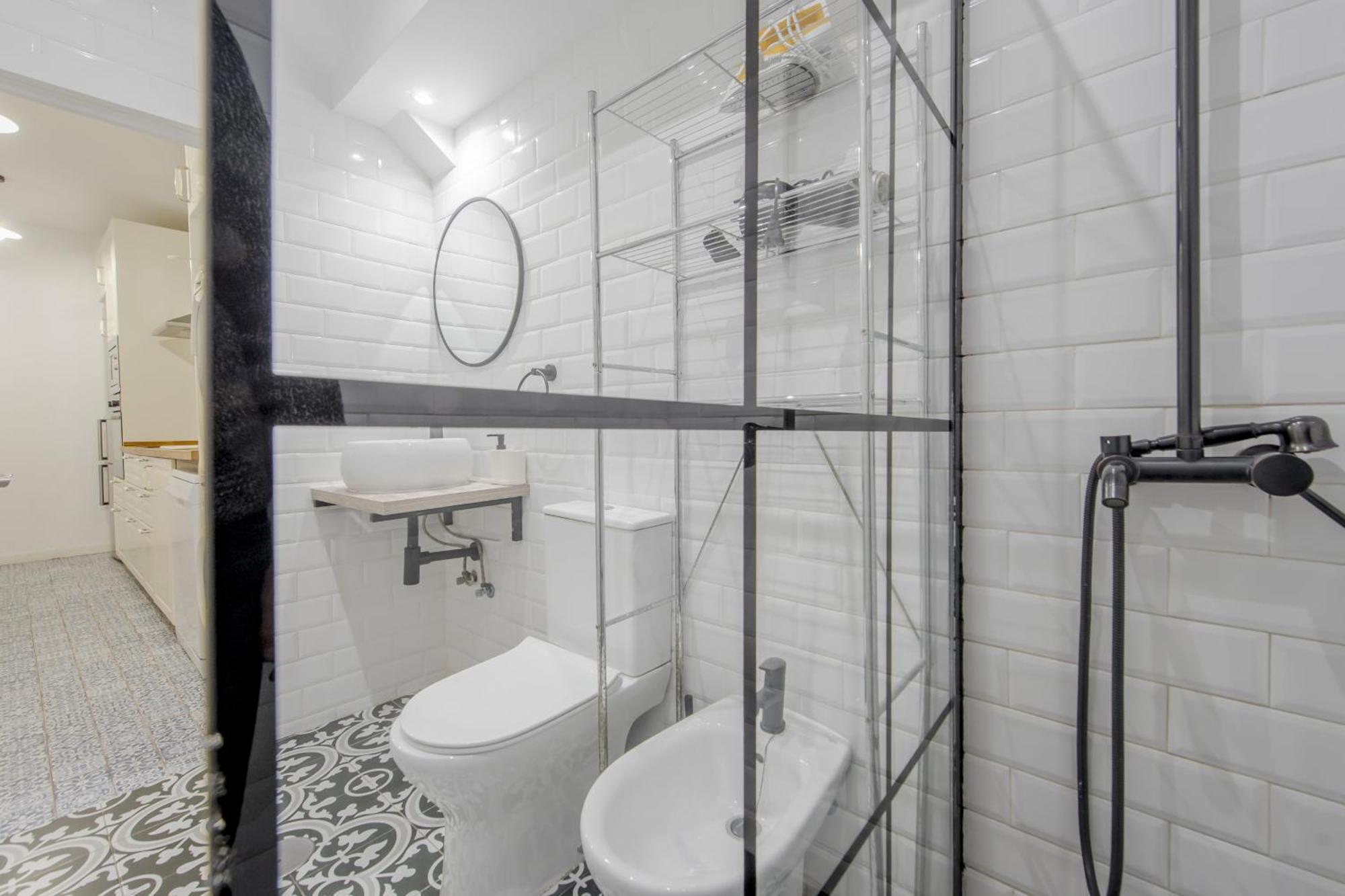 C-Cabeza Cool Apt Para 7 Al Lado De Tirso De Molina E1 Madrid Exterior foto